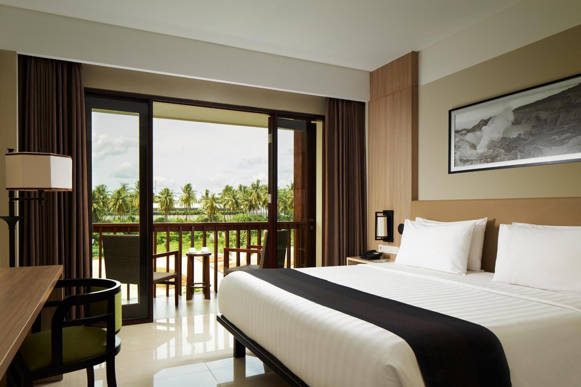 El Hotel Banyuwangi Banyuwangi  Zewnętrze zdjęcie