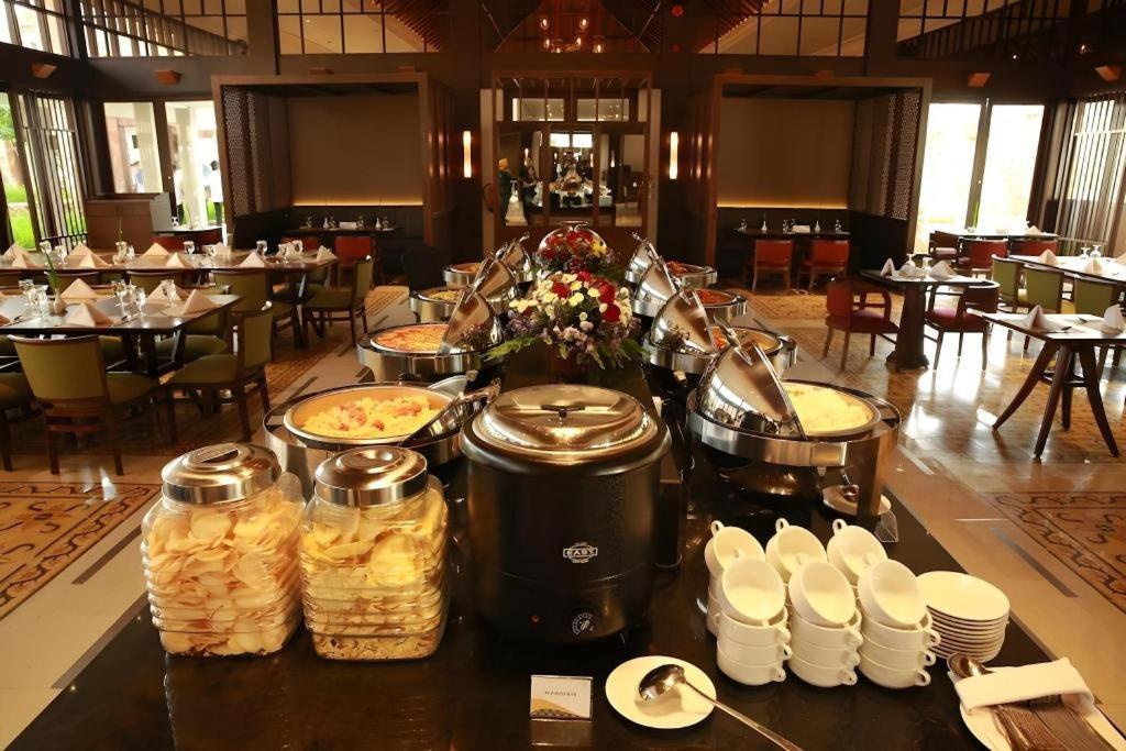 El Hotel Banyuwangi Banyuwangi  Zewnętrze zdjęcie