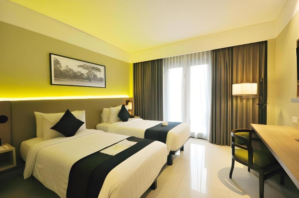 El Hotel Banyuwangi Banyuwangi  Zewnętrze zdjęcie