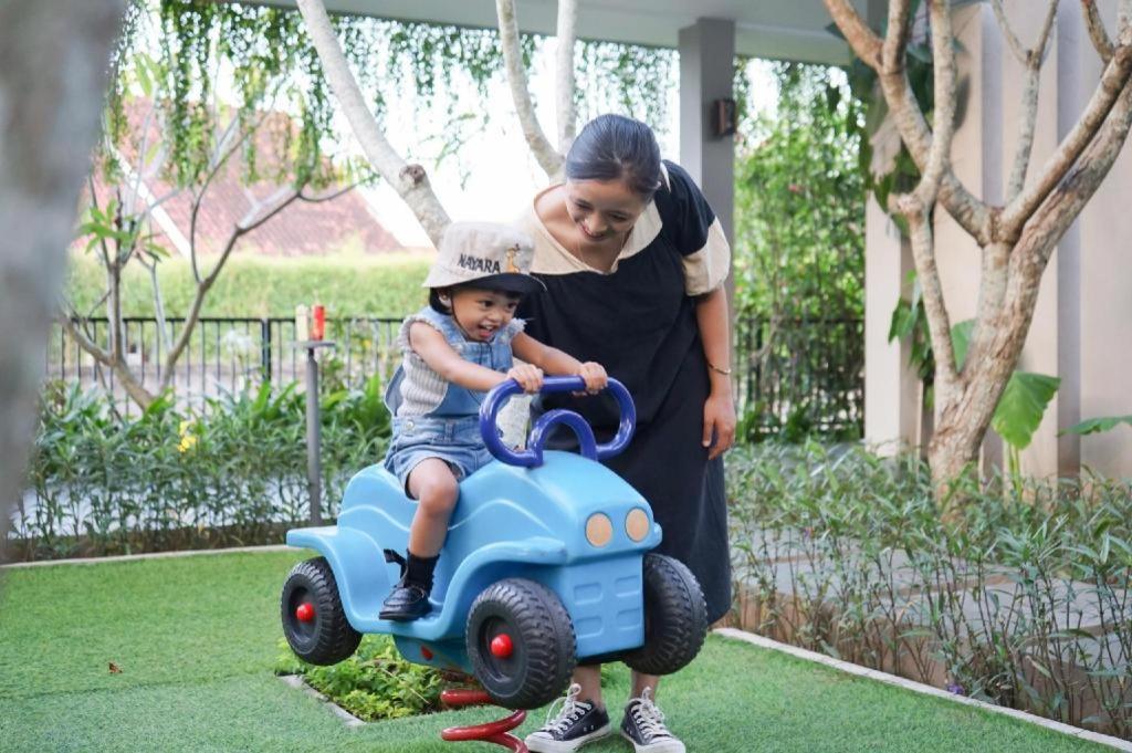 El Hotel Banyuwangi Banyuwangi  Zewnętrze zdjęcie