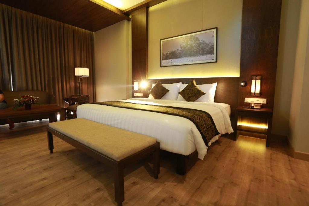 El Hotel Banyuwangi Banyuwangi  Zewnętrze zdjęcie