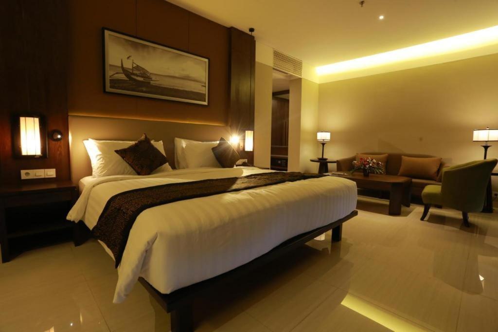 El Hotel Banyuwangi Banyuwangi  Zewnętrze zdjęcie