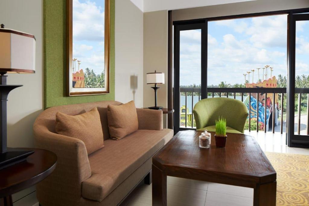 El Hotel Banyuwangi Banyuwangi  Zewnętrze zdjęcie